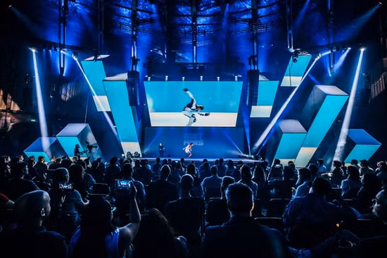 High Quality Indoor P2.6 P2.97 P3.91 Stage LED Display for Concert